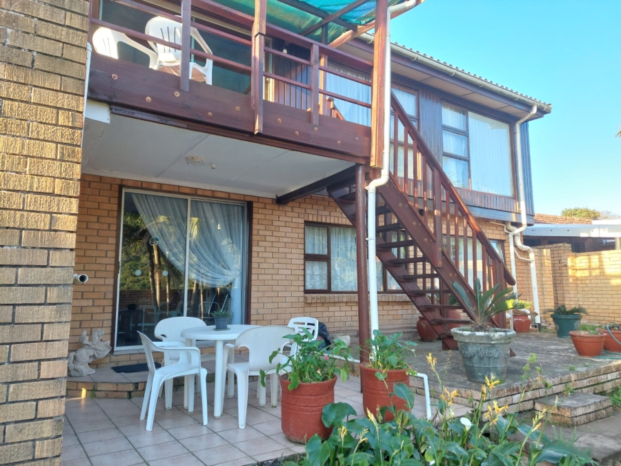 4 Bedroom Property for Sale in Christmas Rock Eastern Cape